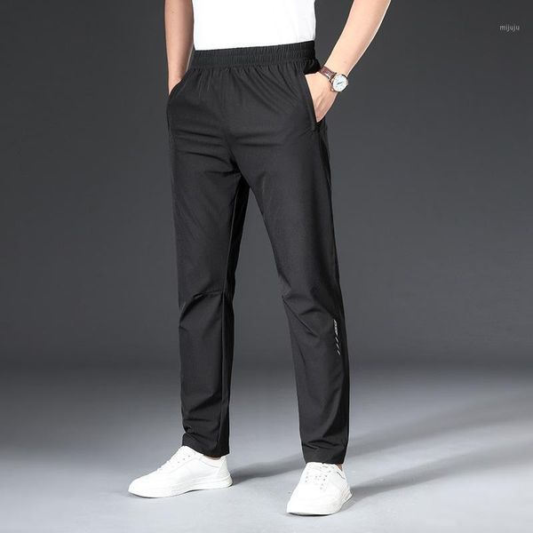 Летние 2021 тонкие молодые мужские откалывания негабаритные эластичные талии прямые брюки быстро сушильные джинсы