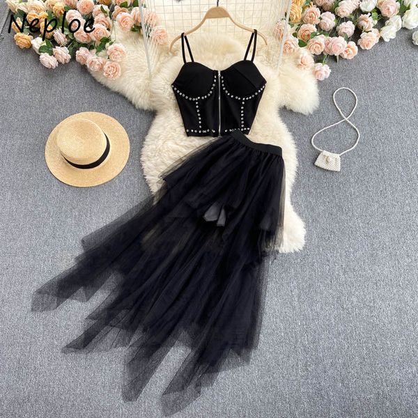 

neploe summer fashion 2 pcs women set sleeveless beading camis + high waist hip asymmetrical mesh skirt summer suit 210510, White