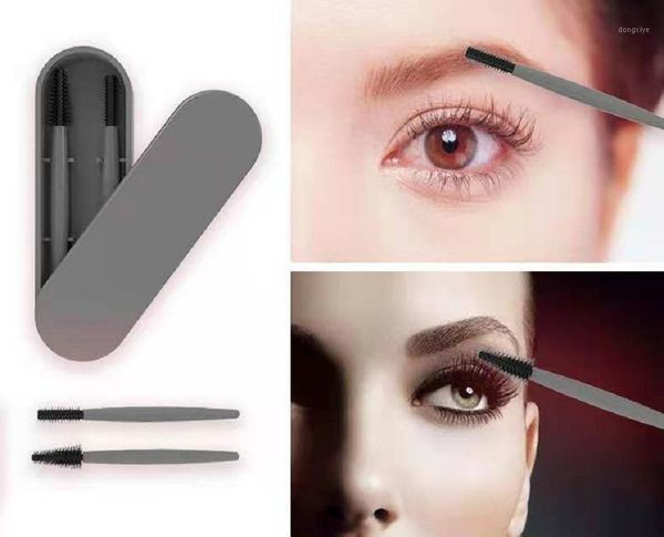 

2pcs makeup brush set silicone beginner eye shadow lip beauty tool1