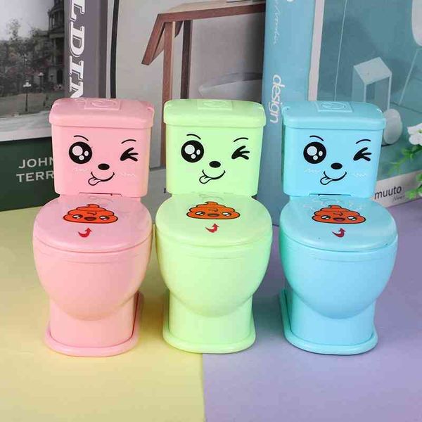 

trickery artifact spray toilet trickery water gun toy