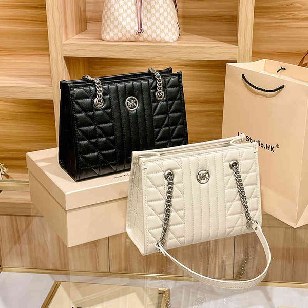 

65% off handbag factory store on hong kong women's lingge chain leather tote autumn and winter shoulder