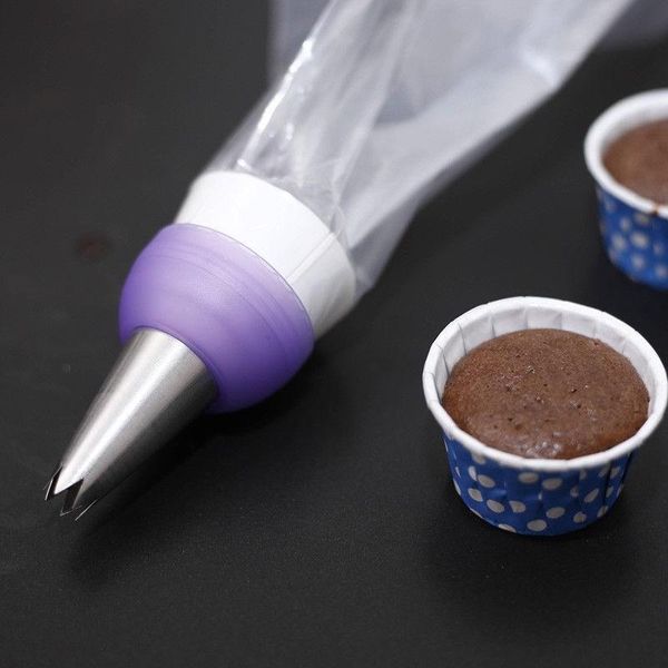

useful 3 holes icing piping bag cupcake cookie decorating nozzle converter tri-color cream coupler kitchen accessories for cake tools