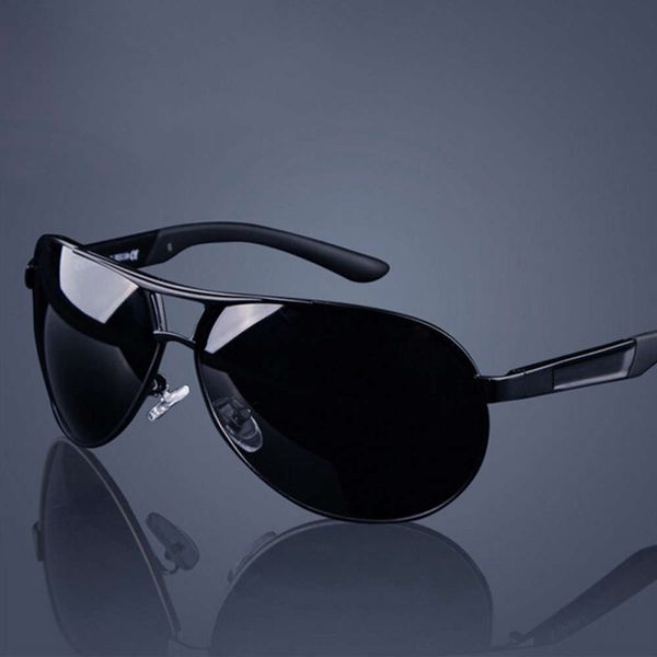 

2020 New Classic Men Driving Pilot Sunglass Man Eyewear sunglasses UV400 High Quality CC044, Black