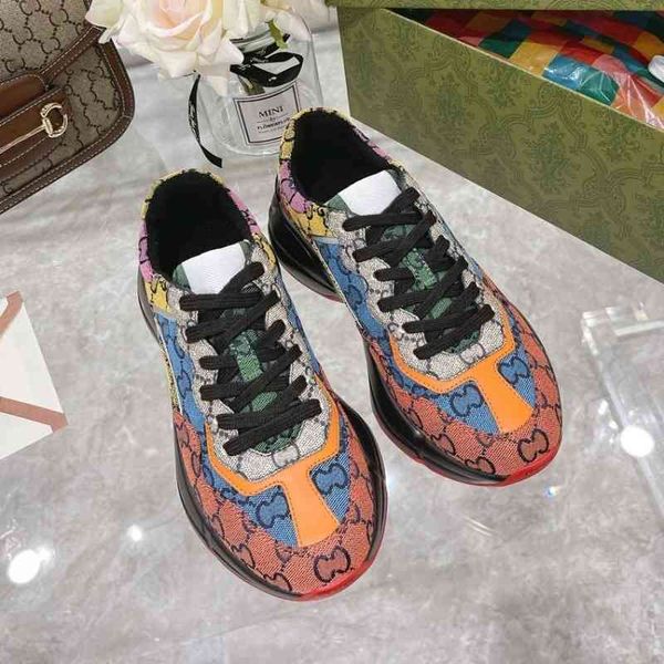 

2021 new family old flower pair color matching father shoes men's and women's thick sole inner height couple leisure sports, Black