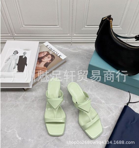 

slippers new low heel sandals in spring and summer of 2021 zly, Black