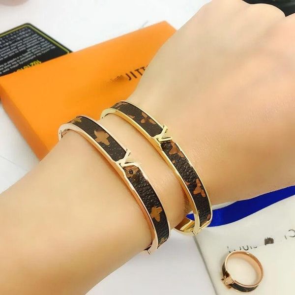 

bangle simple flower pattern leather letter personality temperament cool girl bracelet girlfriend gift jewelry, Black