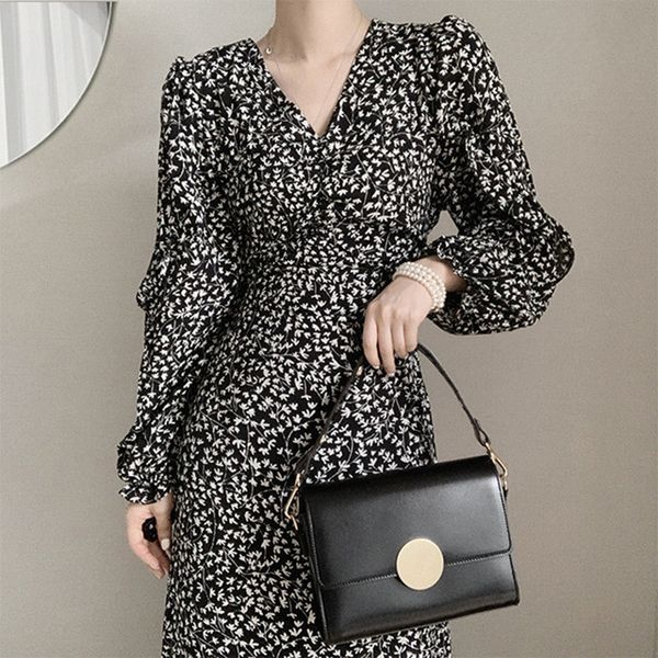 

casual dresses long dress of korean chiffon, one-time piece, autumn , v neckline, long sleeve, floral, slim, waistline, jagged, fishtail, wo, Black;gray