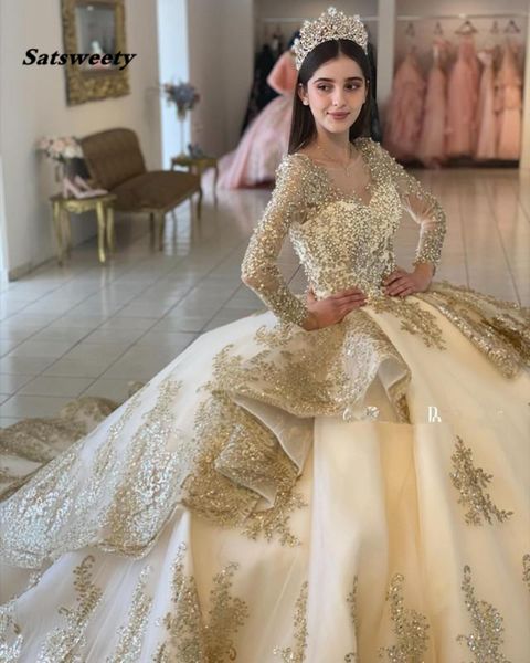 2022 Vestidos de quinceañera con cuentas de champán con cordones y apliques de manga larga Vestido de fiesta de princesa Vestido de fiesta de graduación Vestido de mascarada 2930