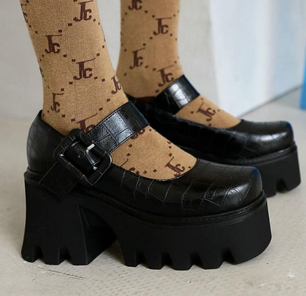 

sandals shoes woman leather vintage low heels fashion women summer plus size gladiator sandalias mujer sapato femininosf1042, Black