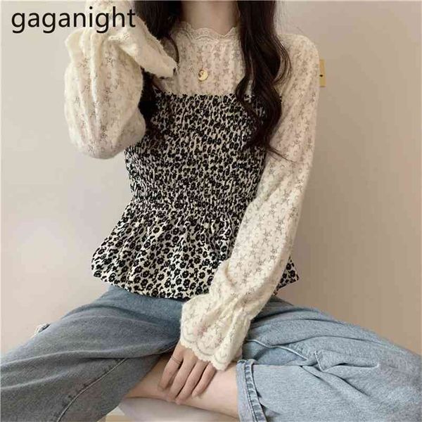 

korean corduroy lace women blouse flare sleeve o neck ruched shirt lady vintage floral blusas spring autumn 210601, White