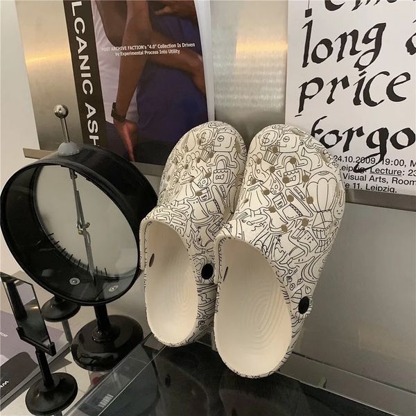 

sanitary clogs womens sandals 2021 summer nurse medical sabot shoes kawaii casual fashion girls slippers, Black