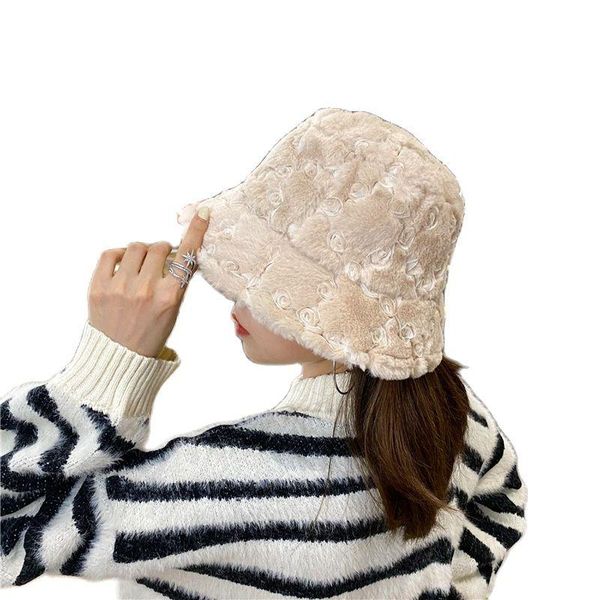 

wide brim hats 2021 latest lace flowers design fur women bucket fishing plus velvet designer luxury woman hat banquet trend, Blue;gray