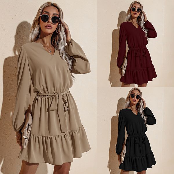 

t shirt women's 2021 autumn long sleeve drs short skirt, White