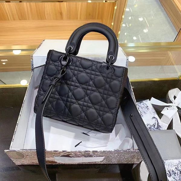 

brand designer ladies fashion shoulder bag messenger classic retro pu leather letters female party 20 cm handbag