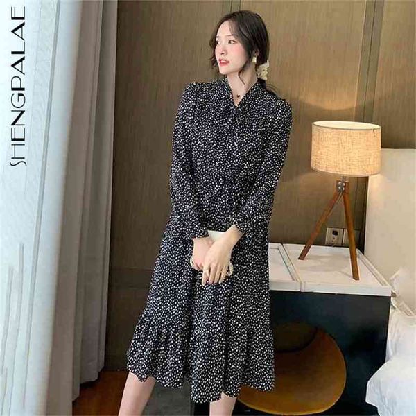 

shengpllae korean floral dress women's spring v-neck lace up long sleeve waist printed knee-length dresses trnedy 5a104 210427, Black;gray