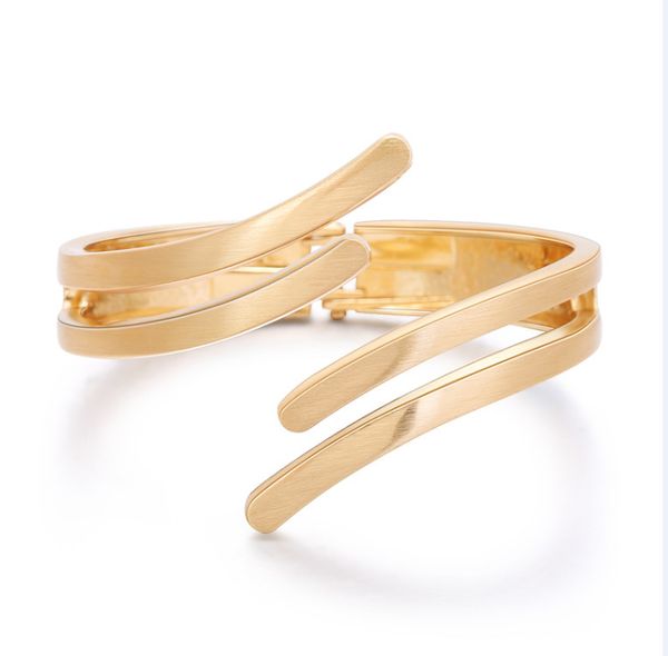 

popular wide edge symmetrical geometric lines gold-plated exquisite simple bracelet fashion piece, Black