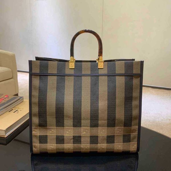 

women luxurys designers bags 2021 designer handbags multi pochette crossbody bag zhouzhoubao123 louisbags_18 hanghhangbag large hand capacit