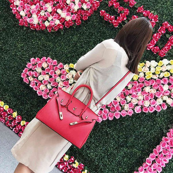 

fashion sharpness red wedding bag women's new bride in 2020