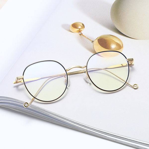 

2021 new round frame blue light proof glasses, metal ring, myopia frame, female voice jitter tiktok, flat mirror.