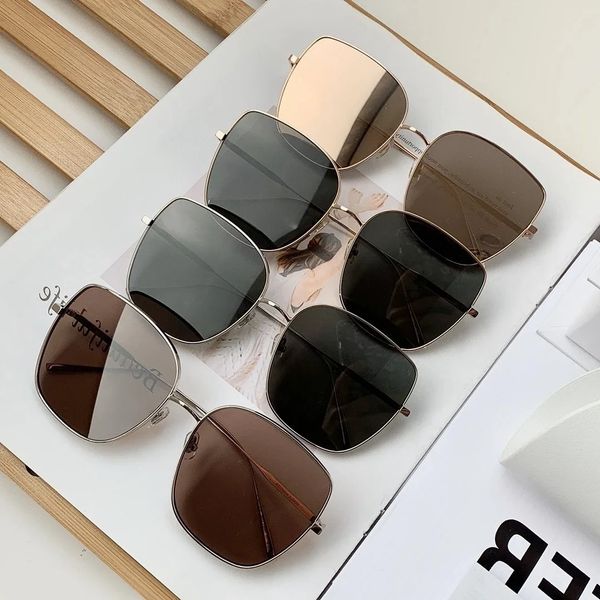 

2022 women men oversized sunglass alloy bling sunglass star sunglass fashion lady vintage mirror sun glass, White;black