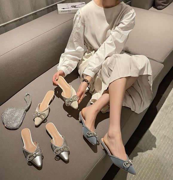 

slippers loafers cover toe shoes woman 2021 female mule low summer pantofle luxury slides string bead pointed mules designer, Black