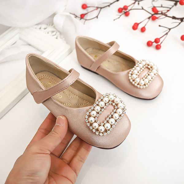 

70% off factory online 2021 fashion spring girls' single shoes lovely pearl buckle velcro solid color women's middle school childr, Black