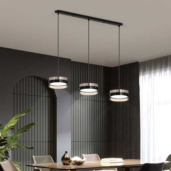 Lampade a sospensione Deyidn Lampadario nordico in oro nero per isola cucina a sospensione Lampada a tre teste a tre teste in cristallo rotondo Bar LED El VillaPendant