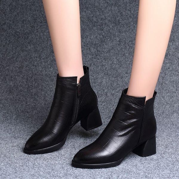 

boots 2021 thick heel side zipper short fashion pointed leather high heels, Black