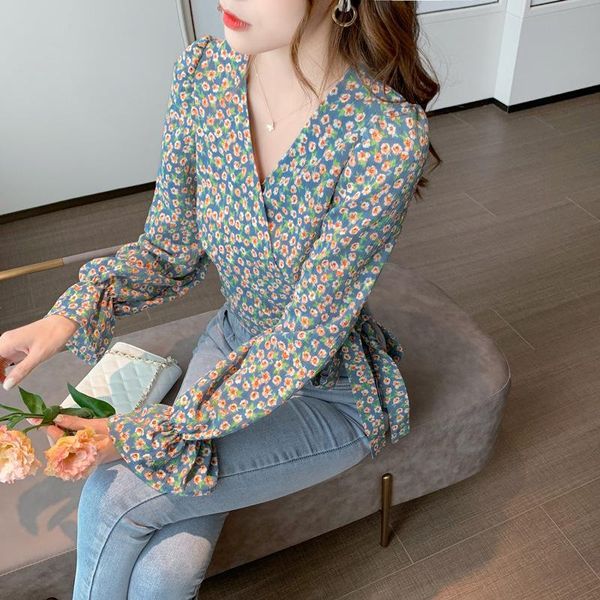 

women's blouses & shirts 2021 spring french v-neck short with high waist floral long sleeve shirt design chiffon, White