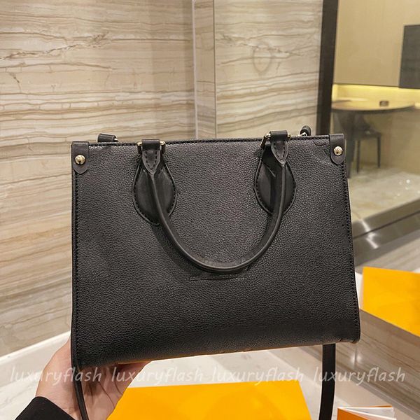 

2022 designer ladies shopping bag onthego luxury oversized handbagshopping bag large capacity classic wild retro letter embossed mommy bags