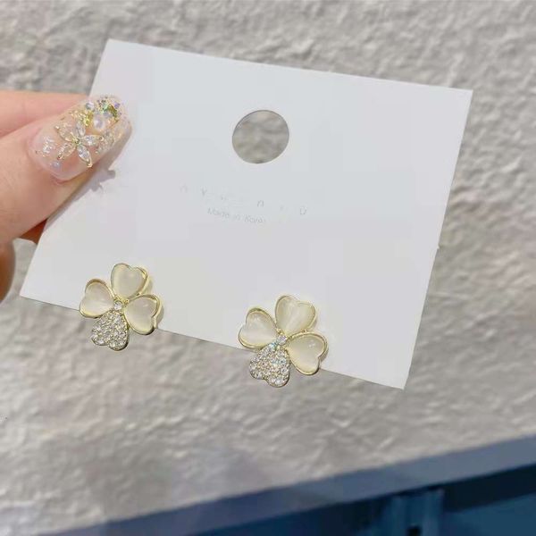 

leaf opal small earrings style temperament simple