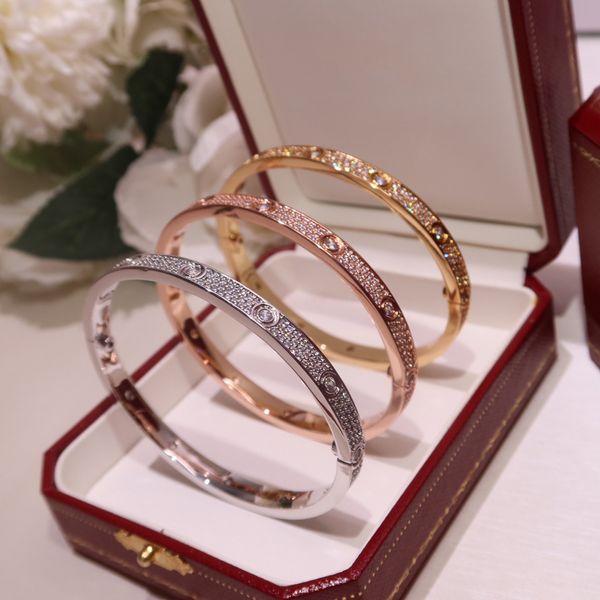 Designer mulheres levemente diamante pavimentada pulseira pulseira luxurys designers braceletes paris marca senhora diamantes completos 18k de ouro aurosa luxo jóias com caixa de presente