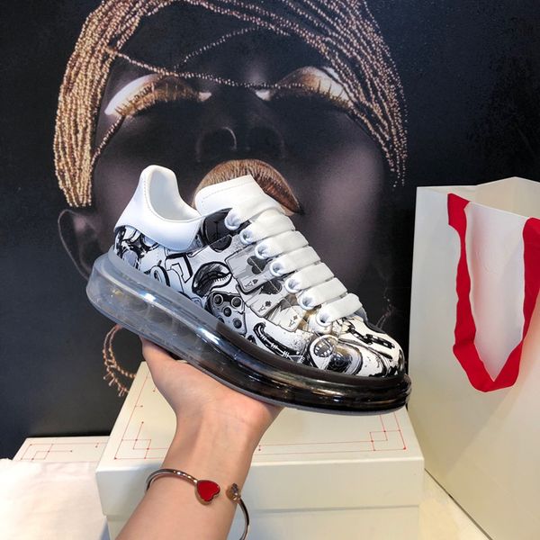 

2021 sales crime fashion casual shoes laser tail graffiti luxury elegant round head designer 35-45, Black;red