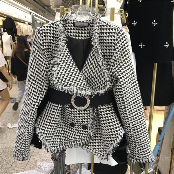 

women's jackets plaid tweed coat for women 2021 autumn and winter belt waist slimming lapel fringed burr short woolen jacket lady top, Black;brown