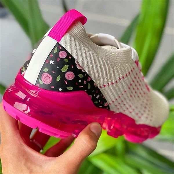 

new sneakers women 2021 spring fashion knitted fabric floral lace up ladies casual shoes larged-size flats running sport shoes
