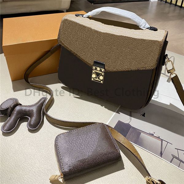 

2021 new 1+2 designer decorate pendant letter lady fashion shoulder bags color matching metallic genuine leather street style lock hasp enve