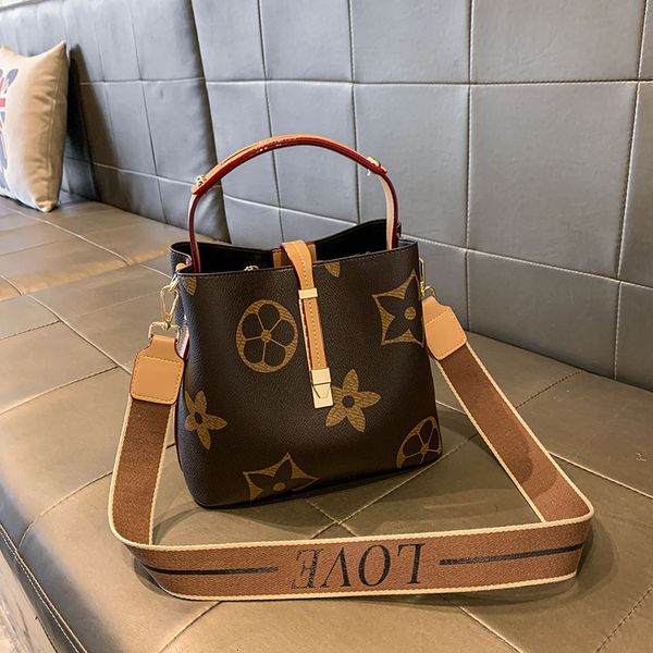 

women spring summer 2021 large capacity women's bag