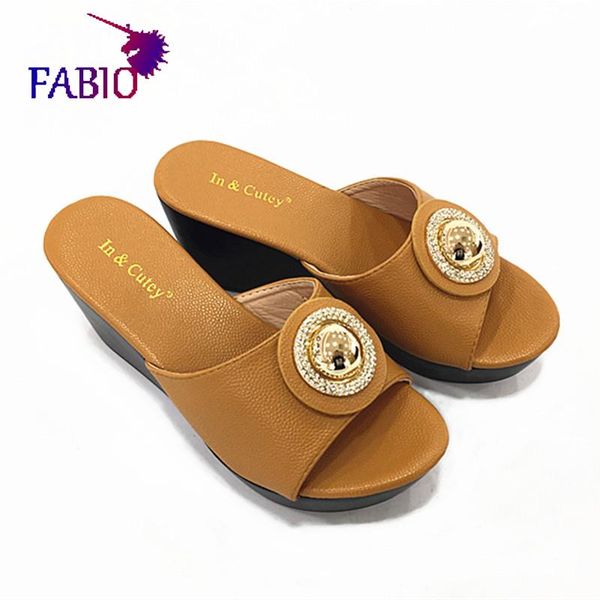 

slippers plain color women's with shiny metal buttons, Black