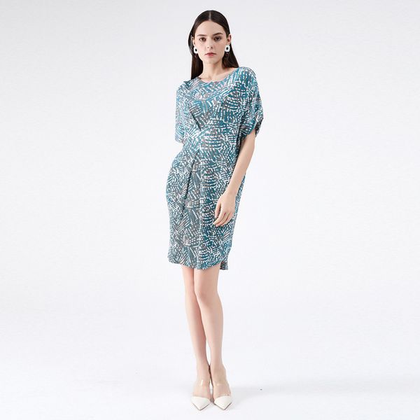 

summer temperament dress print 2020 new mid long skirt, Black;gray