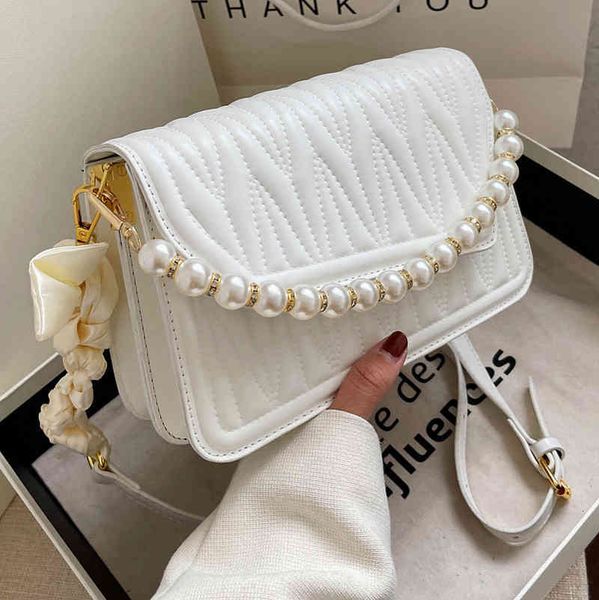 

handbags bags french minority fold armpit women's autumn and winter 2021 fashion high-grade texture small square messenger, Black;red