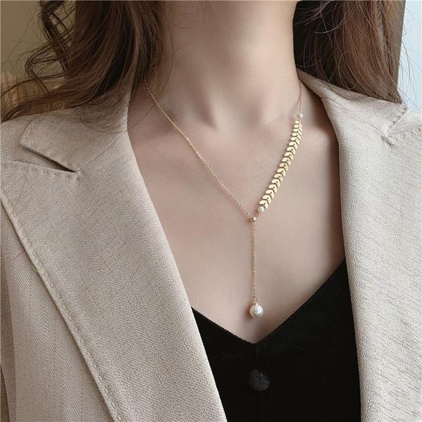 

pendant necklaces allme temperament asymmetric leaves for women 2021 brass gold pearls chokers necklace statement jewelry, Silver