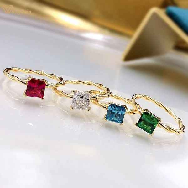 Wong Chuva 925 Sterling Silver Criado Moissanite Ruby Esmeralda Gemstone 18k Anel de Ouro Amarelo para Mulheres Belas Jóias