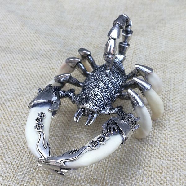 

china teeth of wolves tibetan silver scorpion pendant decorate statue