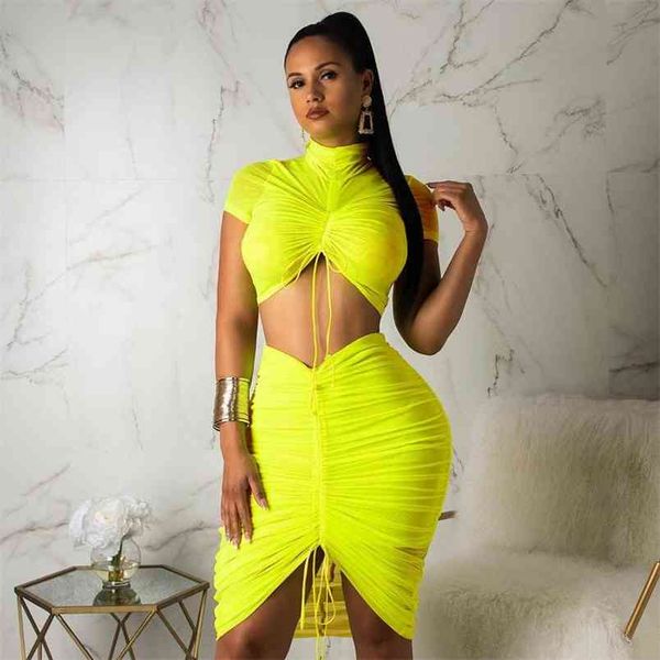 Neon dois pedaço Ruched Lace Up Skirt Suits Verão Sexy Turtleneck Manga Curta Crop Top e Irregular Mini Bodycon Saias 210517