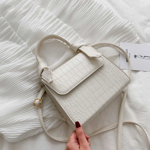

hbp non-brand korean style portable women's crocodile single shoulder bag sport.0018