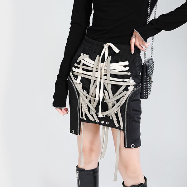 

skirts 2021 harajuku streetwear women short women's fashionable gothic black and white skirt