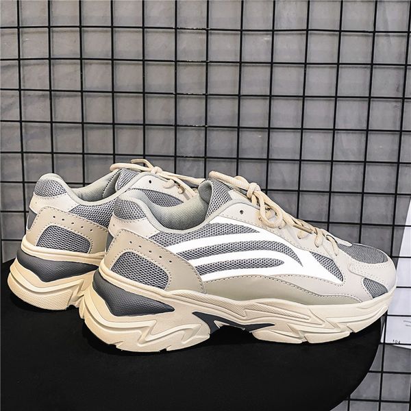 Vendi bene Scarpe da corsa Runner da donna colorati da uomo Sneakers sportive traspiranti e leggere Uomo Donna Fondo morbido