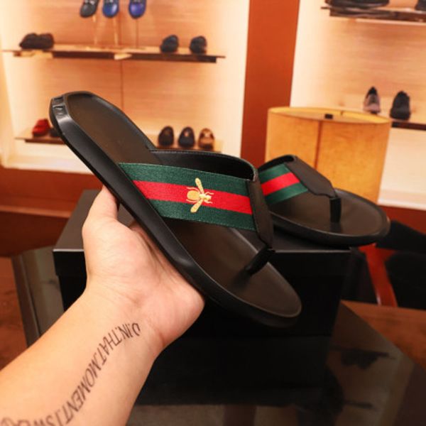 

little bee embroidered slippers korean personalized versatile men's flip flop outdoor plywood fashion men's sandals zlh, Black