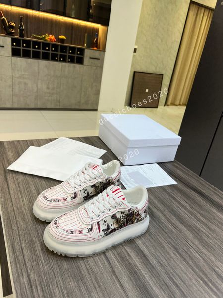 

summer casual shoes classic ladies sneakers black and white houndstooth embroidery montaigne gray low-sandals, Black;red