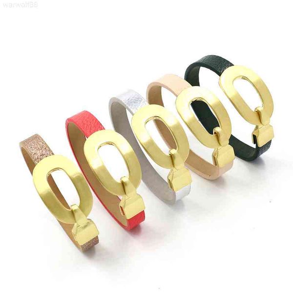 

luxury 2021 women's fashion gold alloy hook simple and versatile litchi pu leather hand decoration designer jewelrymen bracelets, Golden;silver